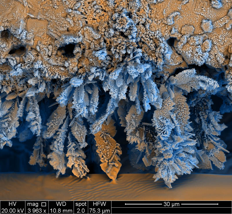iron-oxide-electron-microscope-photograph-francisco-rangel