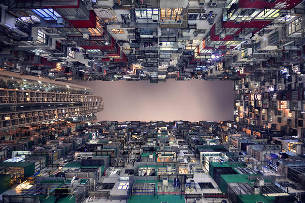 Hong Kong by Romain Jacquet-Lagrèze
