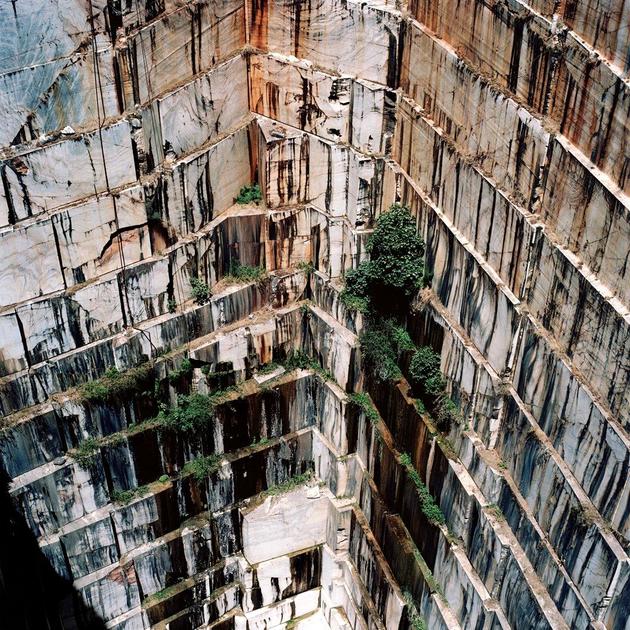 Open-pit marble mine in Portugal. Photo by Tito Mouraz.