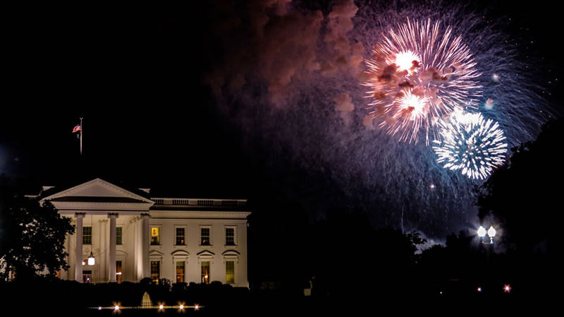 4th-of-July-Fireworks-and-White-House-Washington-DC