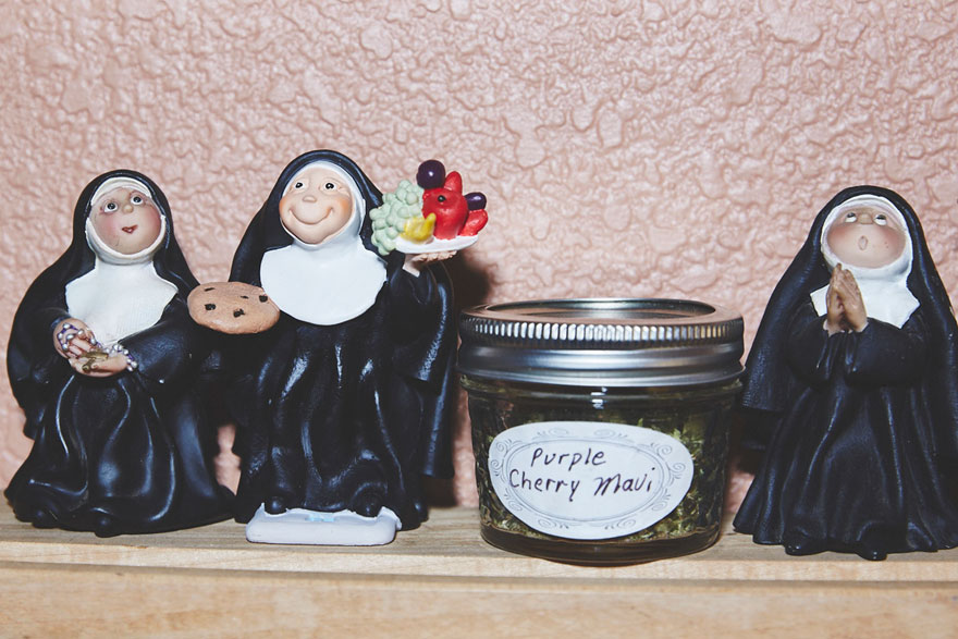 nuns-grow-marjuana-sisters-of-the-valley-shaughn-crawford-john-dubois-9