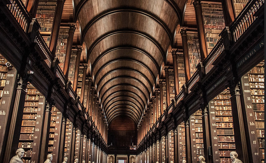 trinity-college-long-room-library-dublin-2