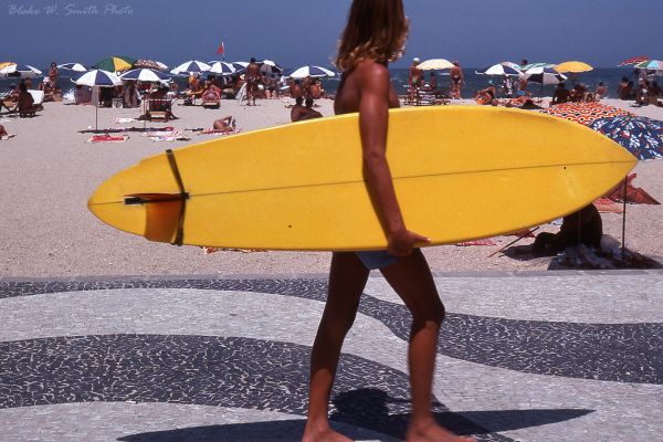 the Daily Life at the Rio Beaches in the late 1970s (10)