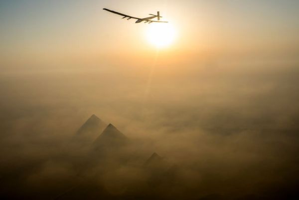solar-impulse-plane-circumnavigates-globe-without-single-drop-of-fuel-20