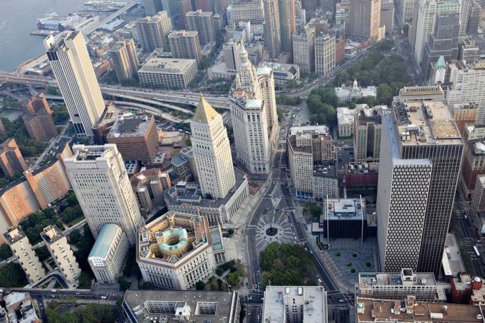Manhattan Office Vacancy Rate Drops In Second Quarter