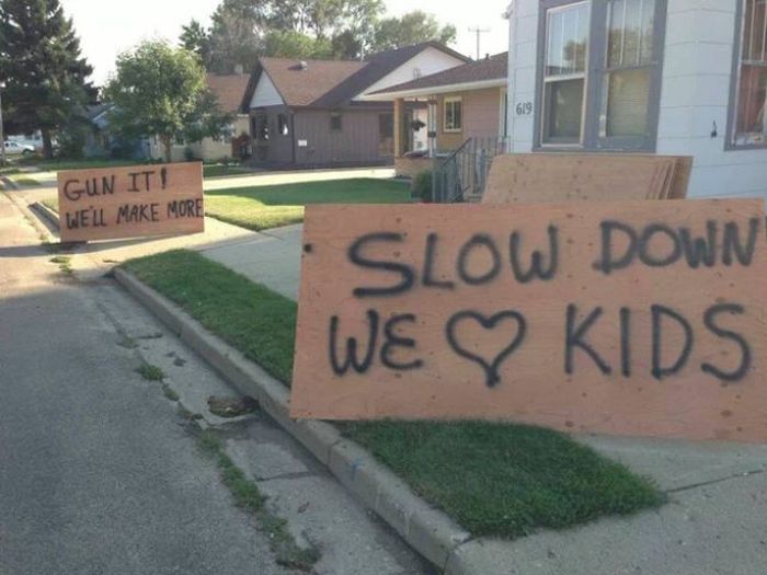 funniest_signs_from_this_summer_25